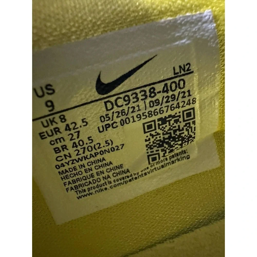 Nike LeBron 19 'Christmas' DC9338-400 Men's Size 9